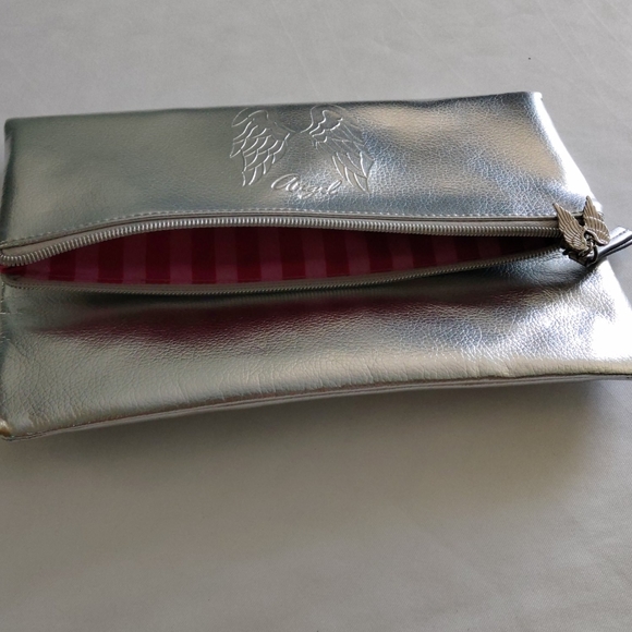 VS Clutch - Picture 3 of 3